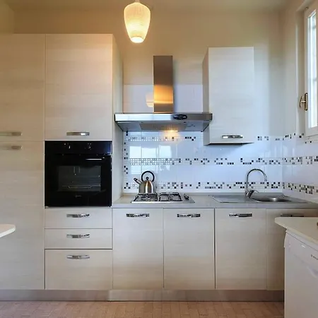 Holiday home Lovely With Amazing Views! - Casa Laura