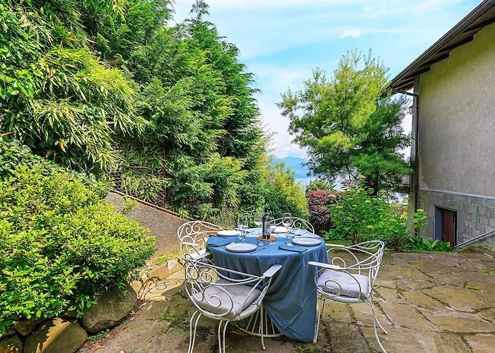 Feriehus Lovely With Amazing Views! - Casa Laura Stresa